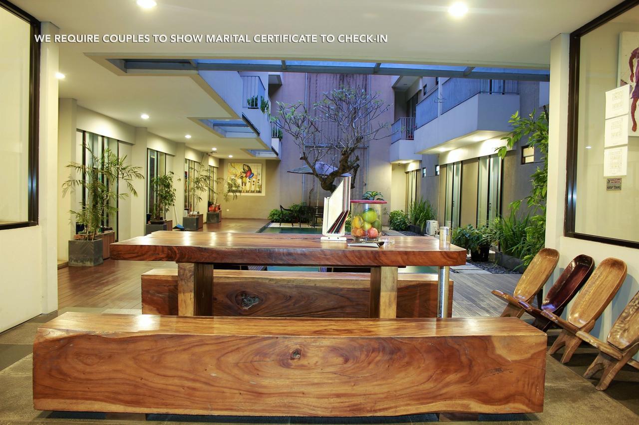 Zen Rooms Permata Karawaci Syariah Tangerang Dış mekan fotoğraf