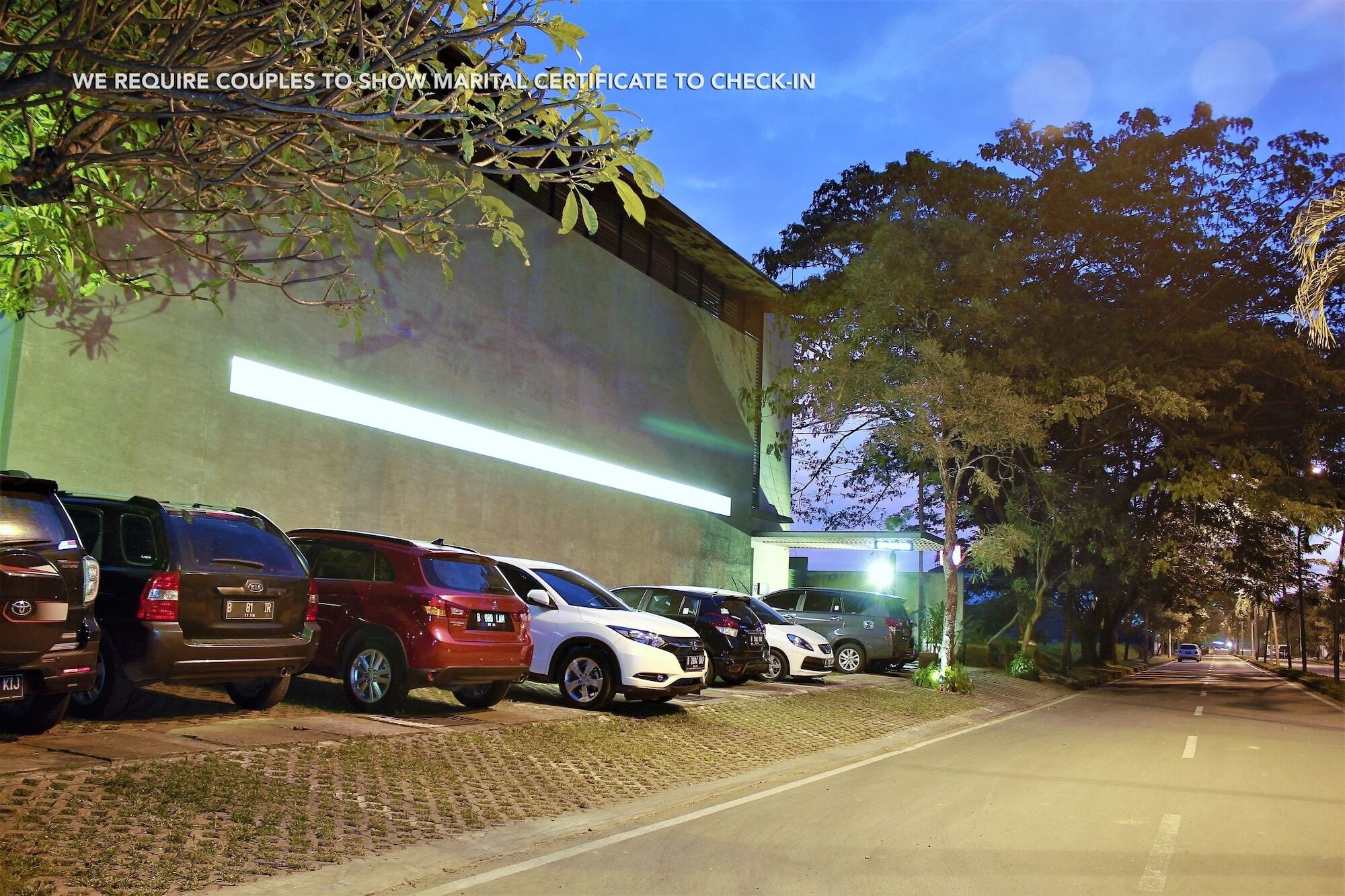 Zen Rooms Permata Karawaci Syariah Tangerang Dış mekan fotoğraf